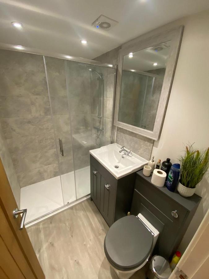 Livingstone Street Apartments With Free Parking Йорк Екстер'єр фото